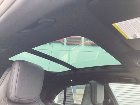 Used 2024 Porsche Macan 4 Electric image 36