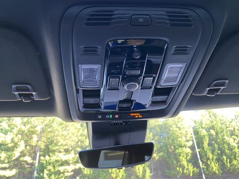 New 2026 Chevrolet Tahoe High Country AWD/4WD image 34