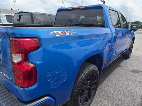 Used 2025 Chevrolet Silverado 1500 Custom AWD/4WD image 3