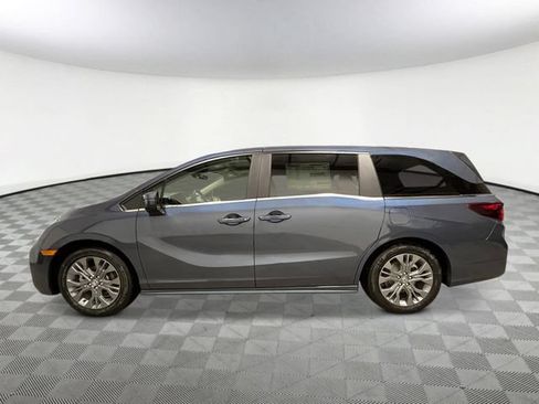 New 2026 Honda Odyssey Touring image 3