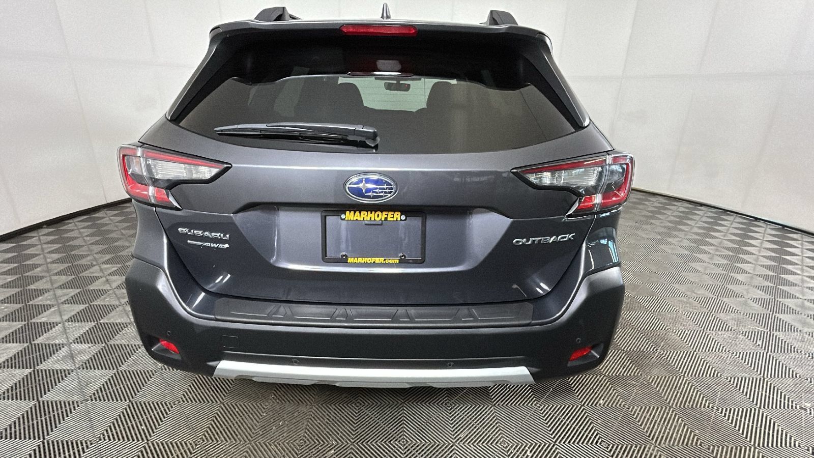 Used 2023 Subaru Outback Limited AWD/4WD image 5