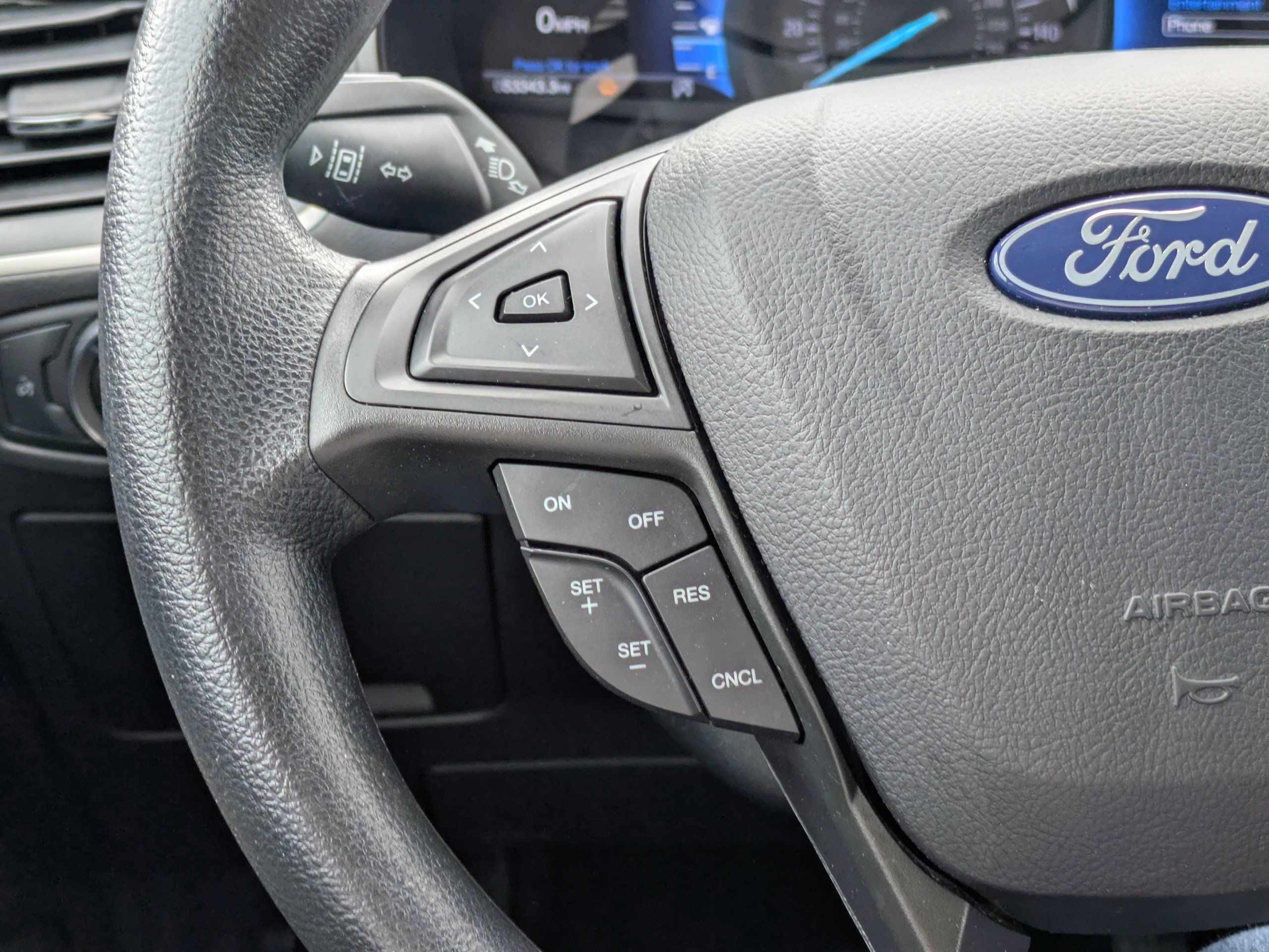 Used 2023 Ford Edge SEL AWD/4WD image 17