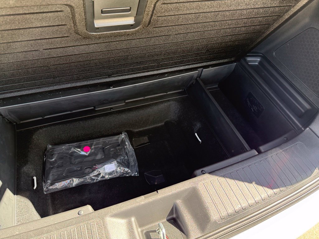 Used 2025 Honda Pilot Touring image 16