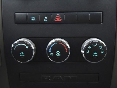 Used 2012 RAM 1500 Express AWD/4WD image 24