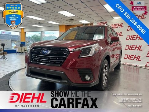 Used 2023 Subaru Forester Premium AWD/4WD image 3