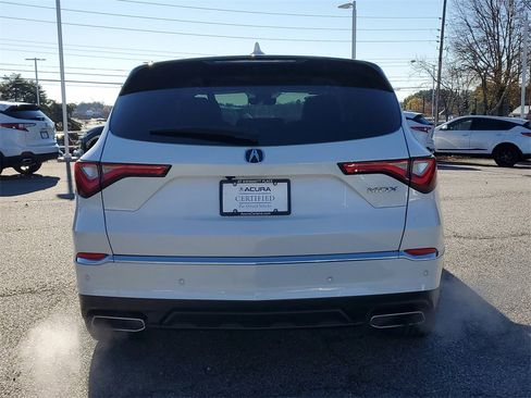 Certified 2023 Acura MDX FWD w/ Technology Package image 6