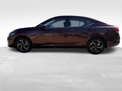 Used 2025 Nissan Sentra SV w/ All-Weather Package image 7