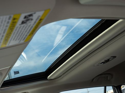 New 2026 Subaru Crosstrek 2.5i Premium image 18