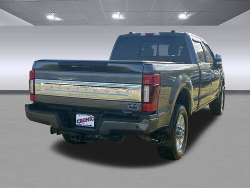 Used 2021 Ford F250 Platinum AWD/4WD image 3