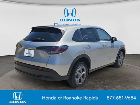 New 2027 Honda HR-V LX image 5