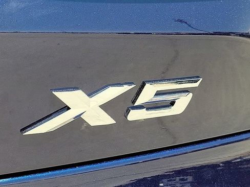 Used 2026 BMW X5 xDrive40i w/ M Sport Package AWD/4WD image 9