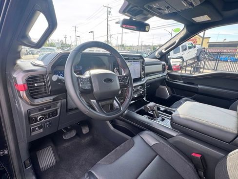 Used 2025 Ford F150 Raptor AWD/4WD image 12