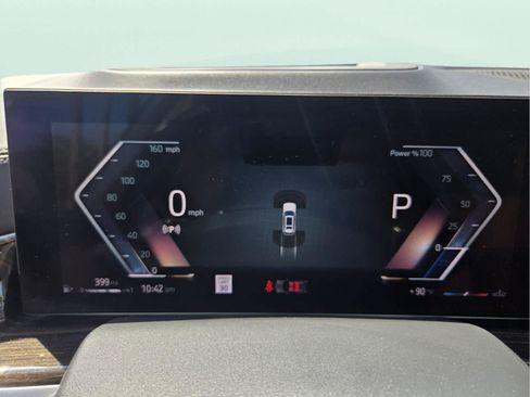 Used 2023 BMW X7 xDrive40i w/ Premium Package AWD/4WD image 32