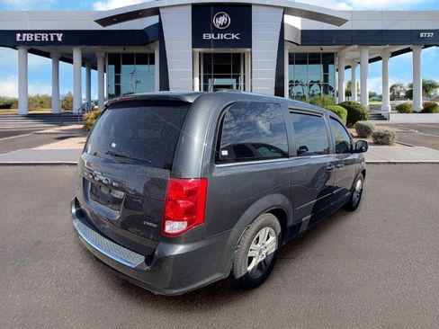 Used 2011 Dodge Grand Caravan Crew FWD image 2