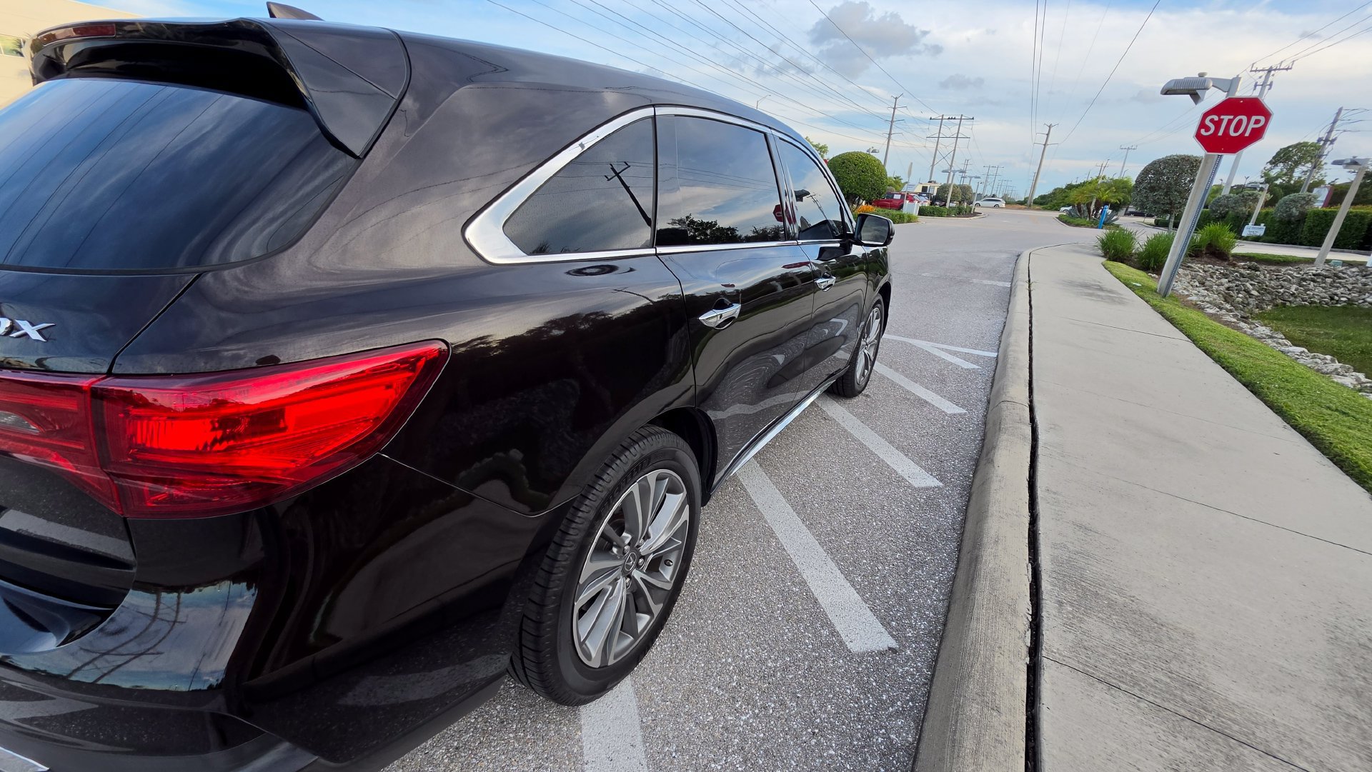 Used 2018 Acura MDX w/ Technology Package FWD image 5
