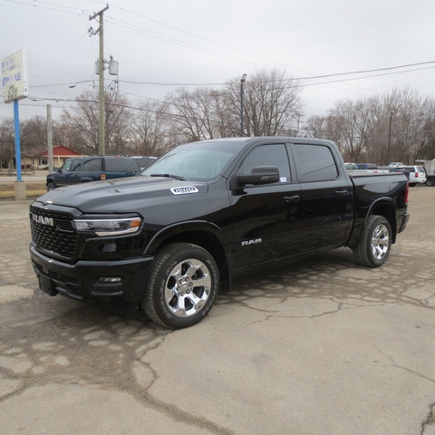 Used 2025 RAM 1500 Big Horn AWD/4WD image 4