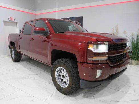 Used 2016 Chevrolet Silverado 1500 LT w/ All Star Edition image 2