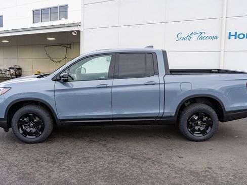 New 2026 Honda Ridgeline Black Edition image 9