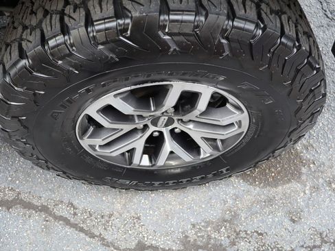 Used 2018 Ford F150 Raptor w/ Equipment Group 802A Luxury AWD/4WD image 40
