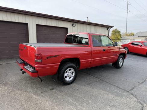 Used 1997 Dodge Ram 1500 Truck 2WD Club Cab image 44