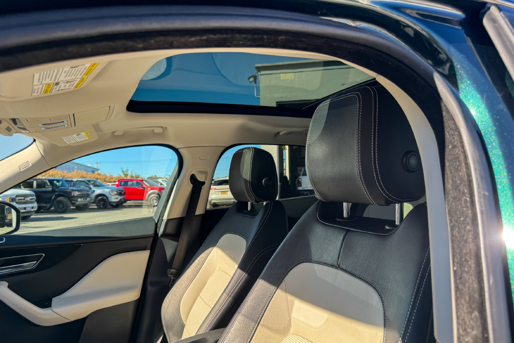 Used 2018 Jaguar F-PACE R-Sport AWD/4WD image 22