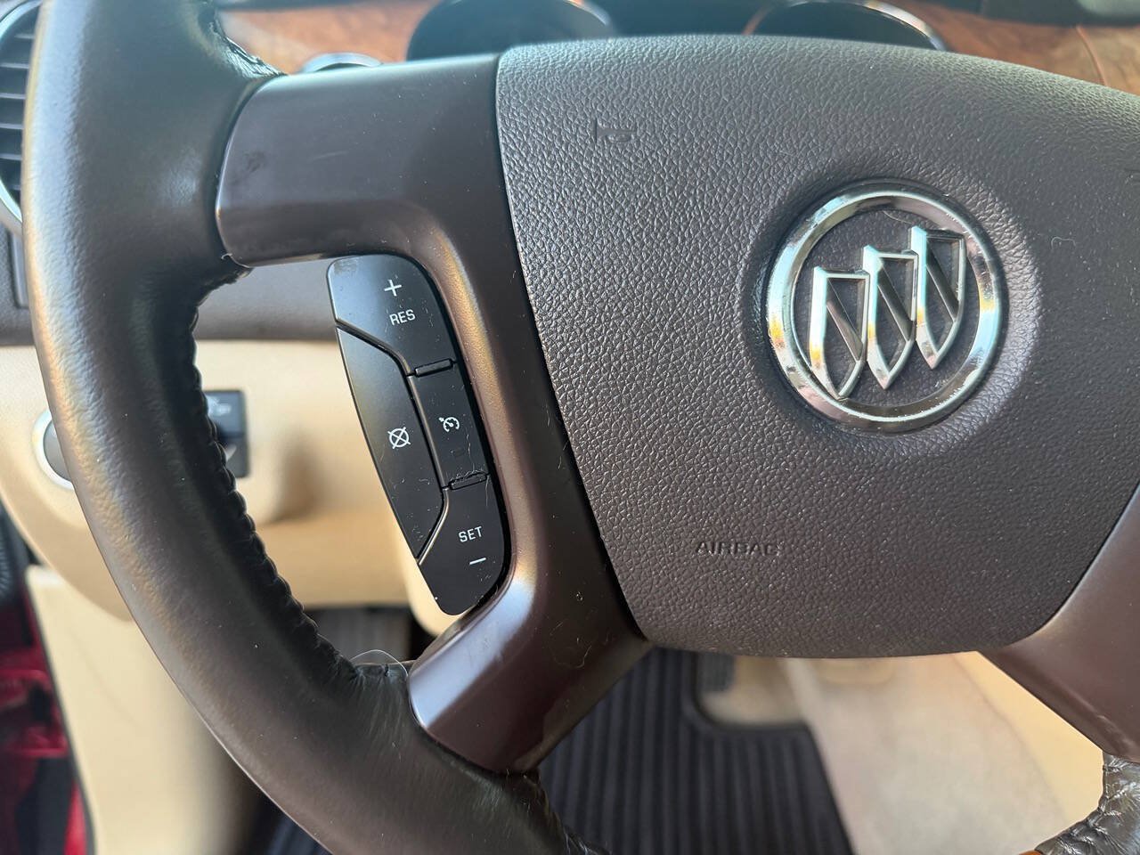Used 2012 Buick Enclave Leather FWD image 20