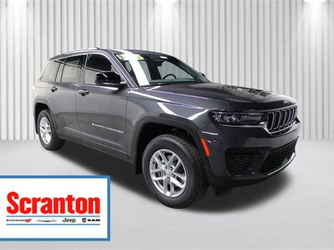 New 2025 Jeep Grand Cherokee Laredo X w/ Luxury Tech Group I image 1