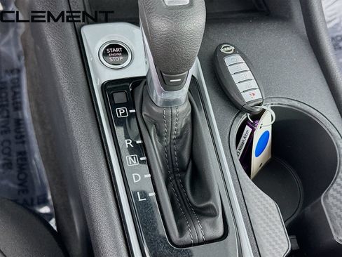 Used 2025 Nissan Altima 2.5 SV AWD/4WD image 23
