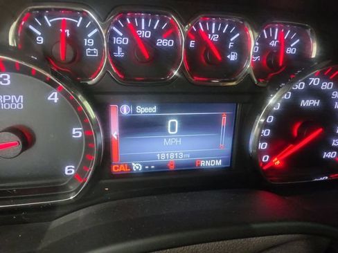 Used 2016 GMC Yukon XL SLT AWD/4WD image 11