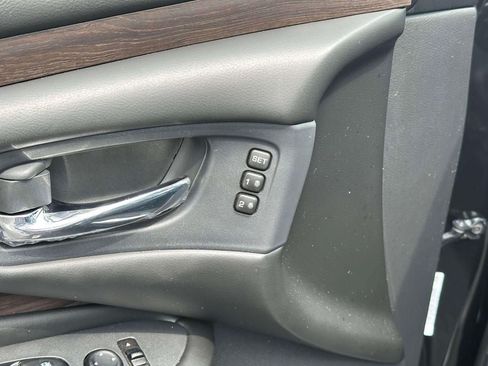 Used 2019 Nissan Murano Platinum w/ Cargo Package AWD/4WD image 18