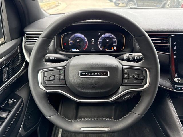 Used 2024 Jeep Wagoneer 4WD w/ Convenience Group I image 18