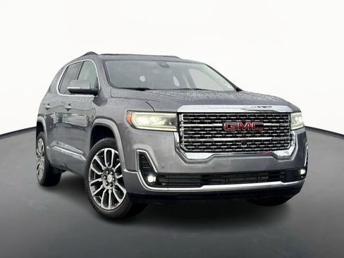 Used 2022 GMC Acadia Denali image 2