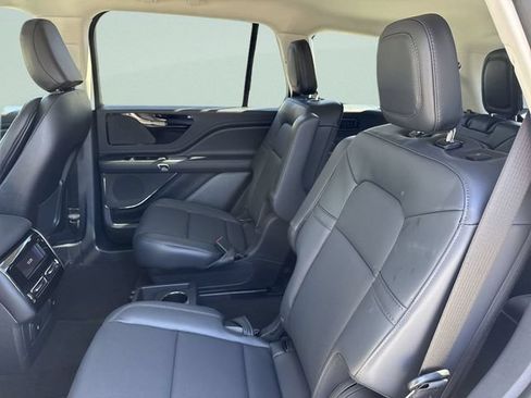 New 2026 Lincoln Aviator 2WD image 26