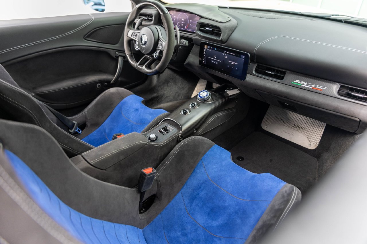 Used 2022 Maserati MC20 Coupe RWD image 45