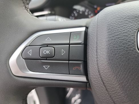 Certified 2023 Jeep Compass Limited AWD/4WD image 17