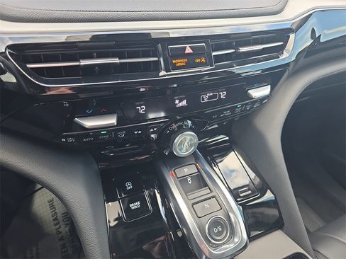 Used 2024 Acura MDX SH-AWD image 24