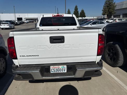 Used 2021 Chevrolet Colorado W/T w/ WT Convenience Package RWD image 4