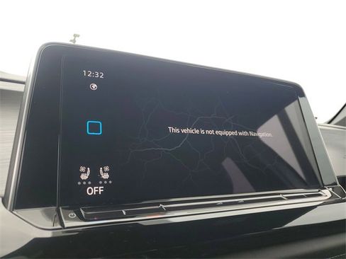 Certified 2025 Volkswagen Atlas Cross Sport SE image 26