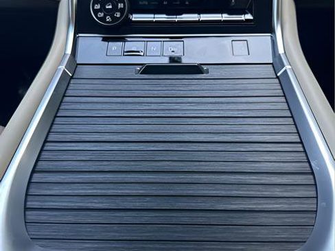 New 2026 Nissan Armada Platinum w/ Convenience Package AWD/4WD image 12