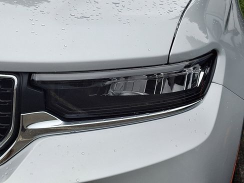 New 2025 Jeep Grand Cherokee Laredo X image 4