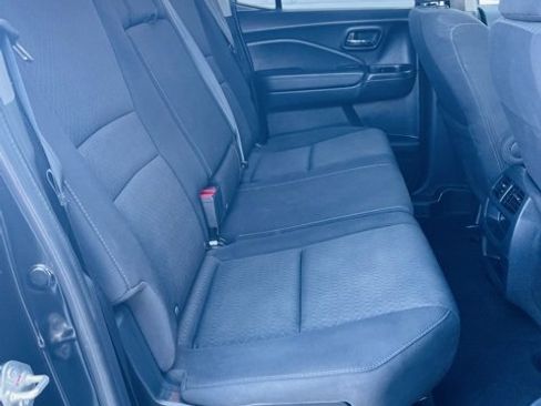 Used 2019 Honda Ridgeline Sport image 28