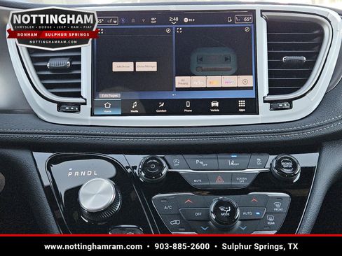 New 2026 Chrysler Pacifica Select FWD image 9