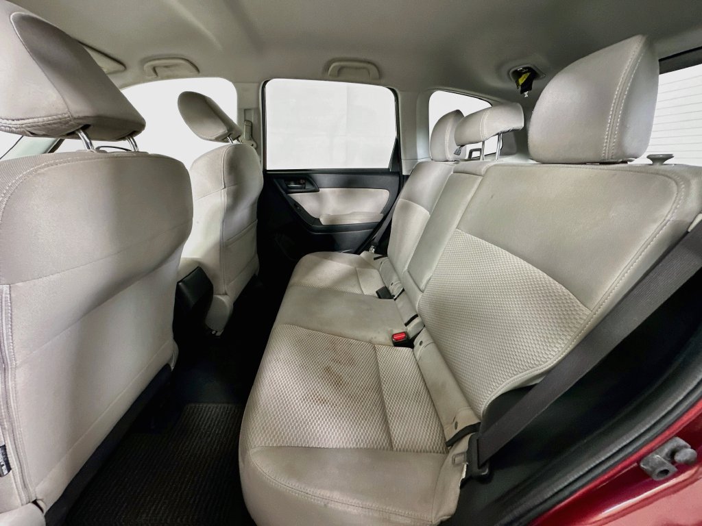 Used 2014 Subaru Forester 2.5i Premium AWD/4WD image 4