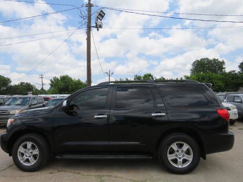 Used 2008 Toyota Sequoia Limited image 8