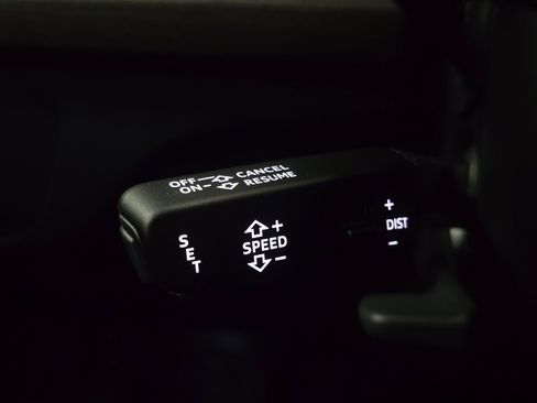 Used 2023 Audi Q5 2.0T Premium w/ Convenience Package image 42