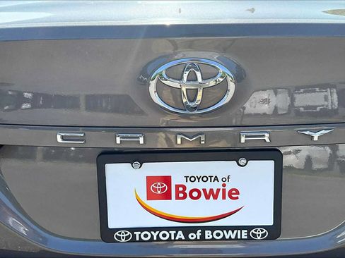 Used 2019 Toyota Camry LE FWD image 28