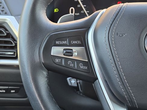 Used 2024 BMW X5 xDrive40i w/ Premium Package image 41