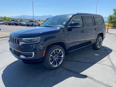 New 2025 Jeep Wagoneer Series III w/ Premium Group I image 3