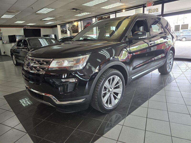 Used 2019 Ford Explorer Limited w/ Class III Trailer Tow Package AWD/4WD image 1