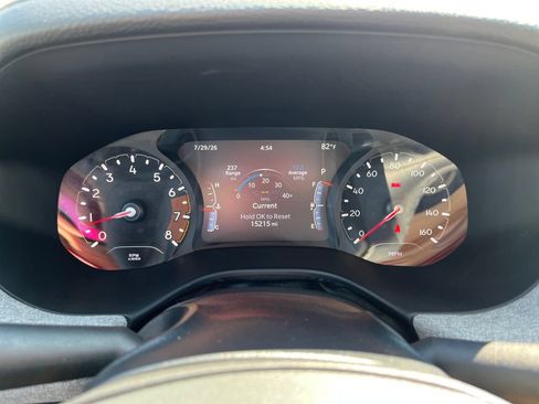 Used 2023 Jeep Compass Latitude w/ Sun and Sound Group AWD/4WD image 24